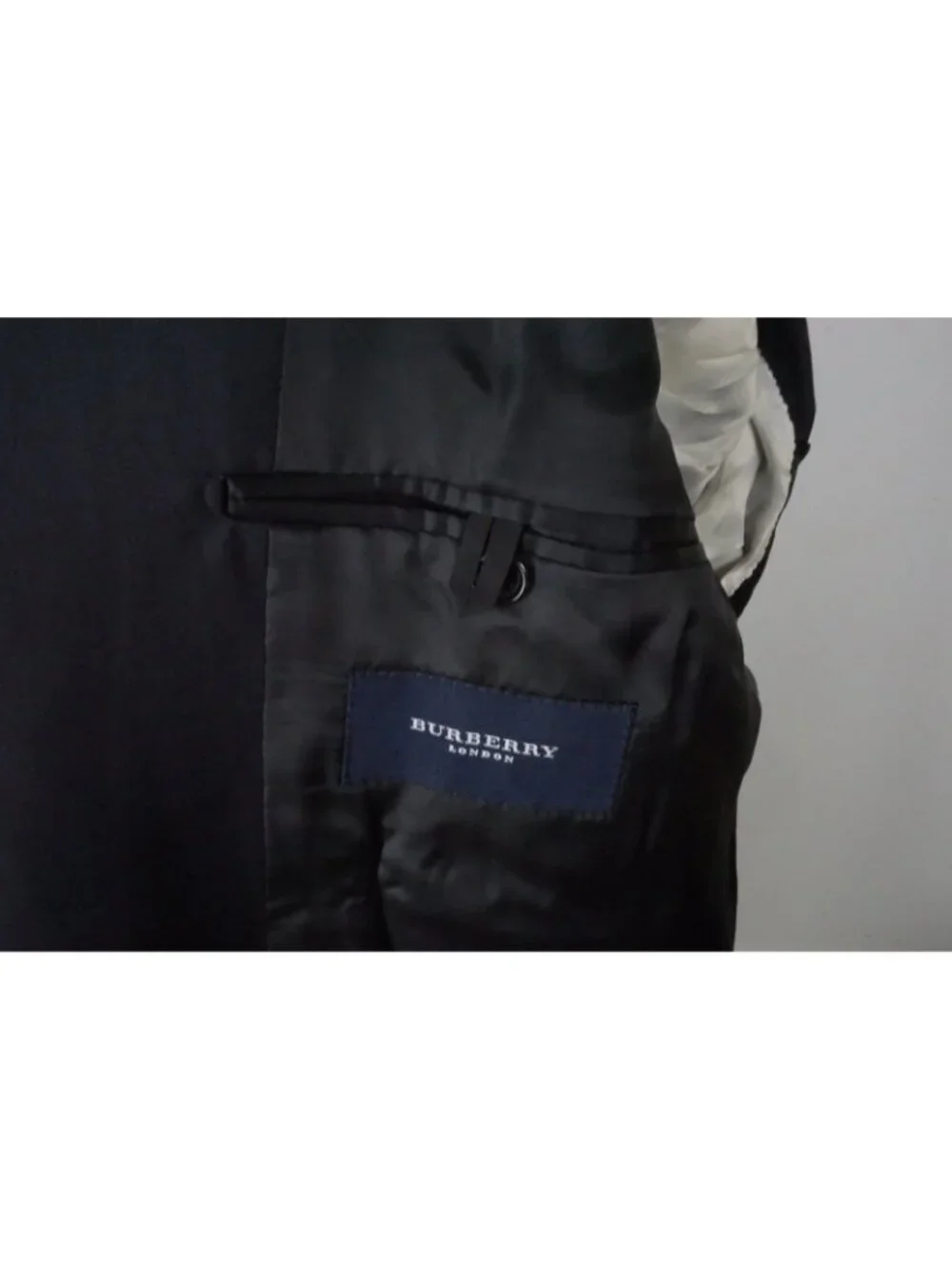 Burberry approximate measurements